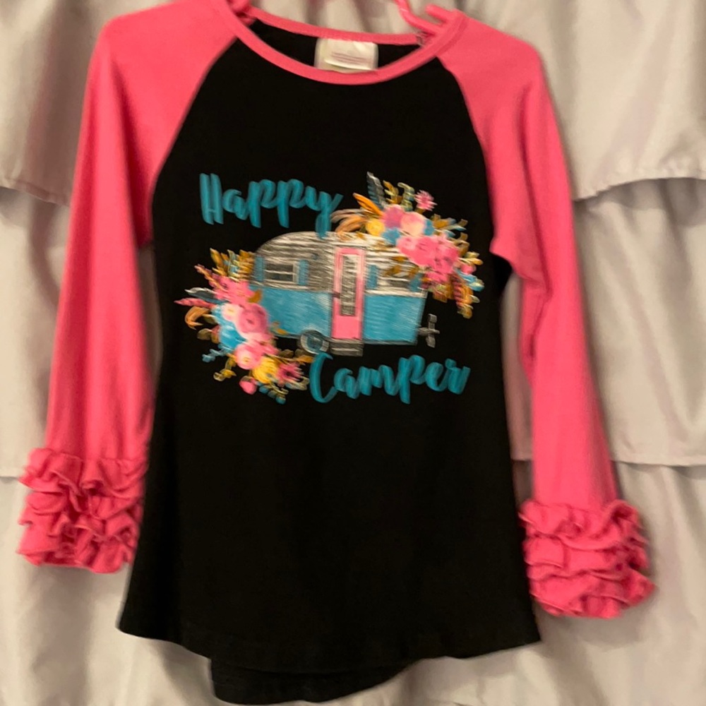 Long-sleeved ruffled Happy Camper top.